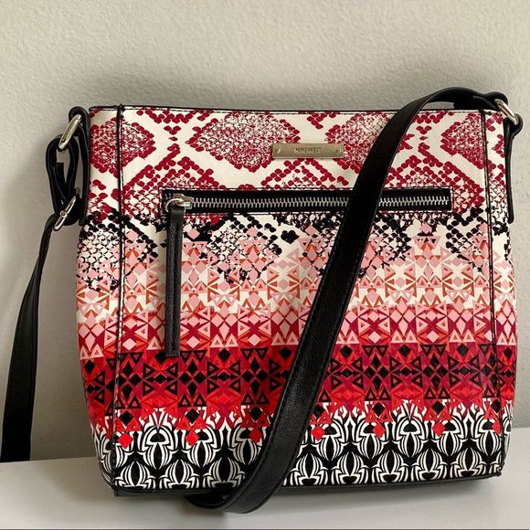 Nine West Handbags - Nine West Printed Messenger/Crossbody Bag
